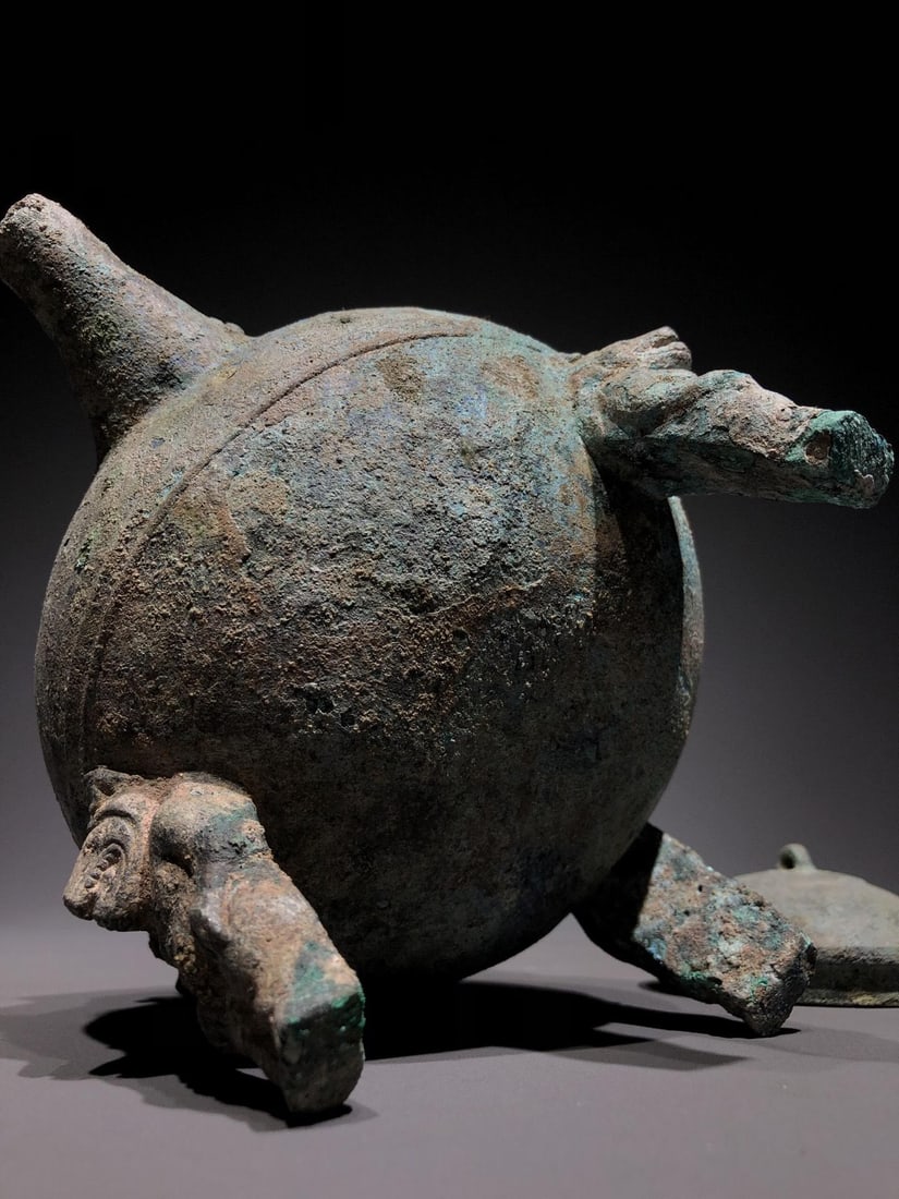 A Bronze Ewer - 8