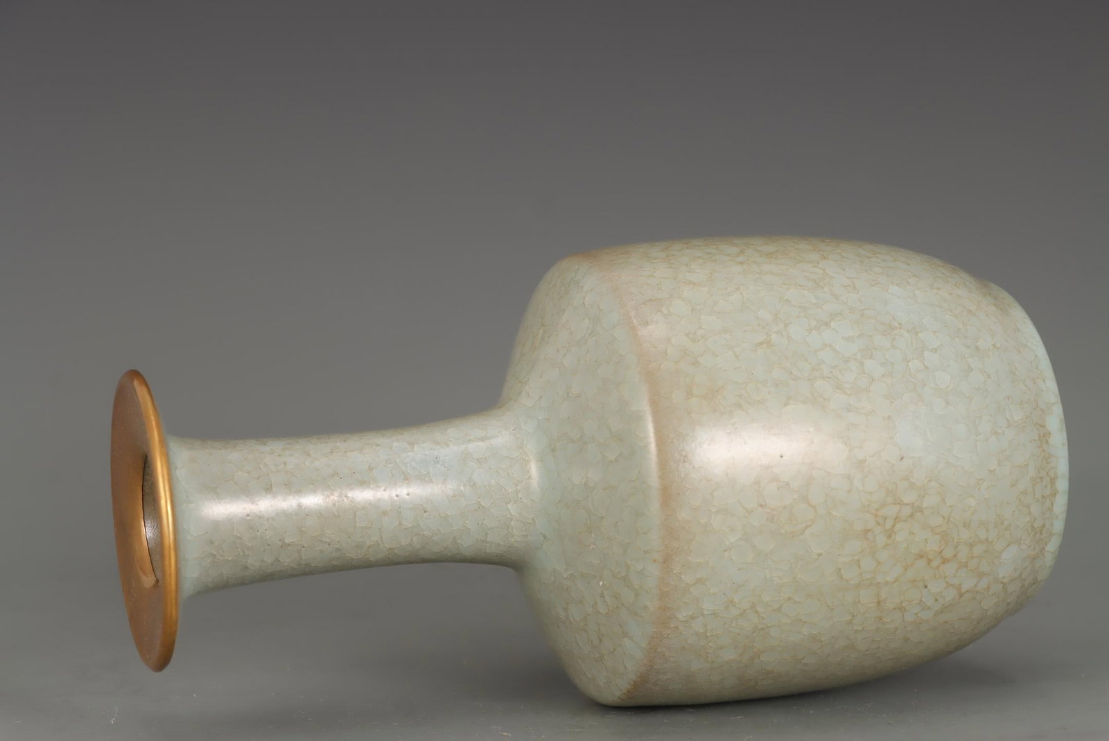A Ru Ware Celadon Glazed Vase - 6