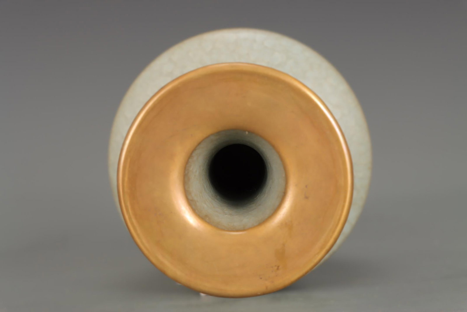 A Ru Ware Celadon Glazed Vase - 8