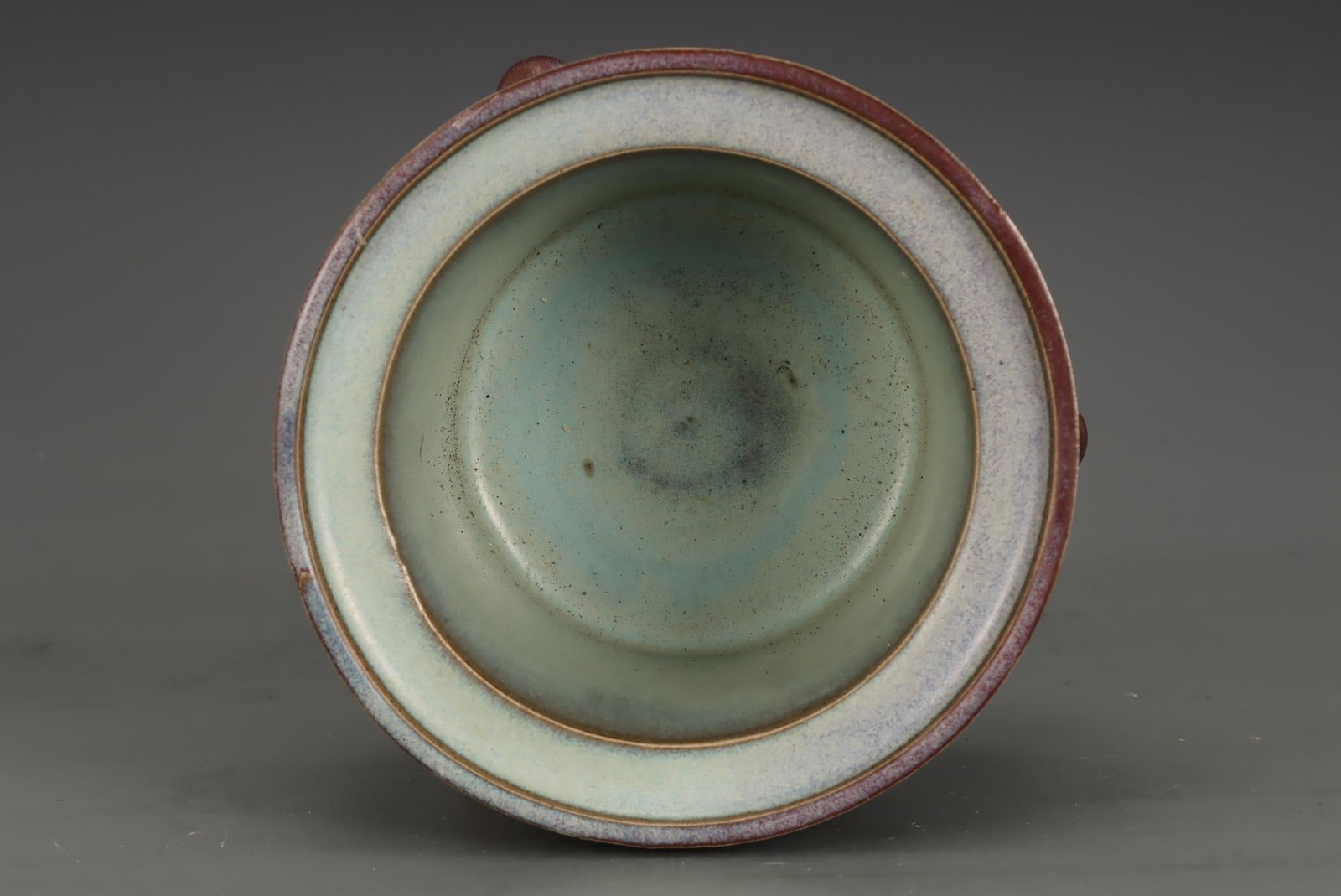A Jun Ware Openwork Tripod Censer - 5