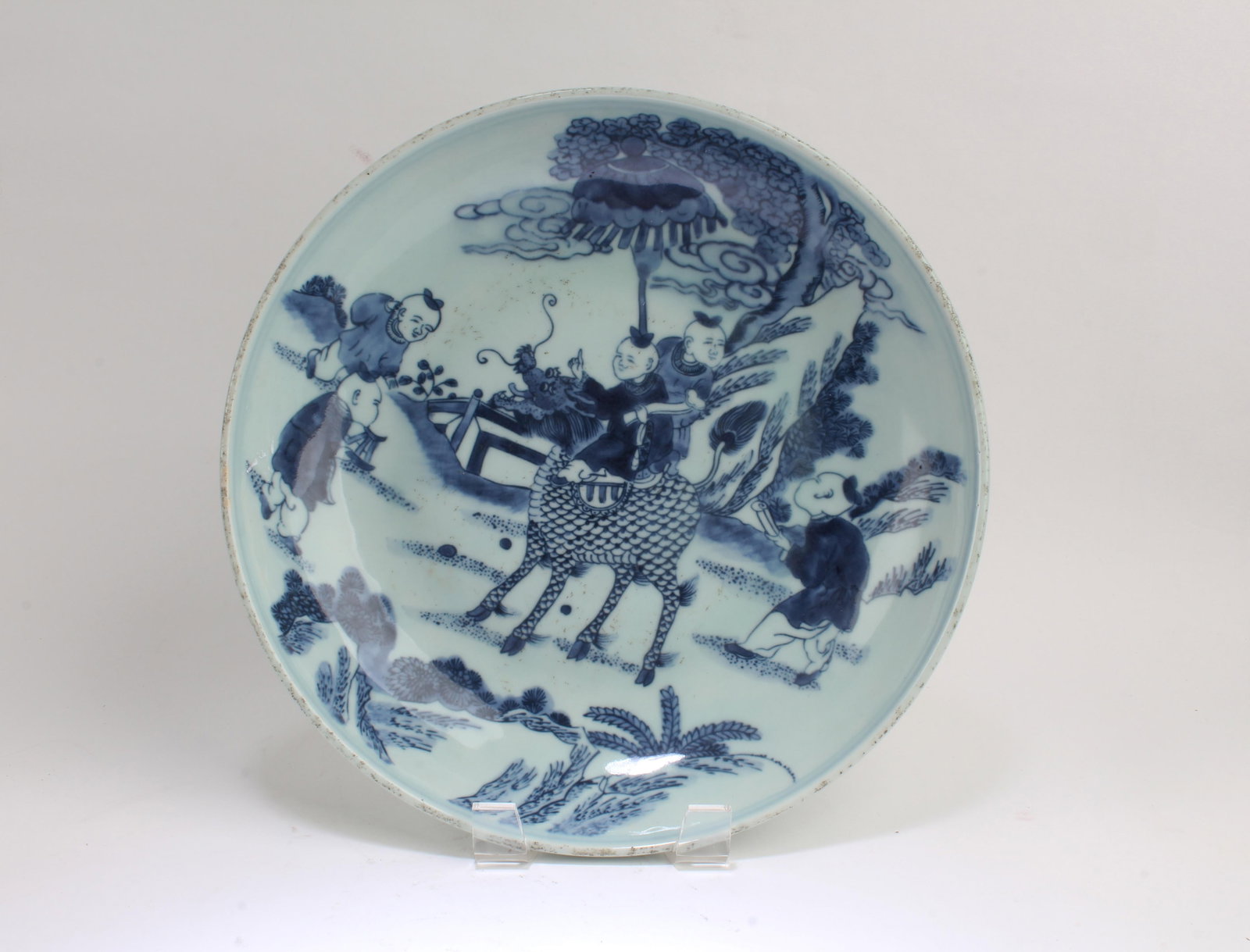 Chinese Blue & White Plate: Chinese Blue & White Plate. Diameter: 10.75"