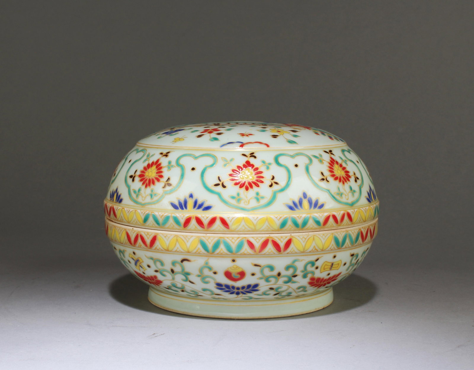 A Round Porcelain Box: A Round Porcelain Box. 'ChengHua' mark. Height: 4.5" Diameter: 9"