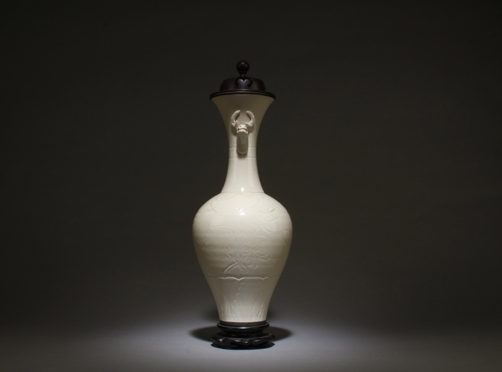A Dingyao Vase with Stand - 2