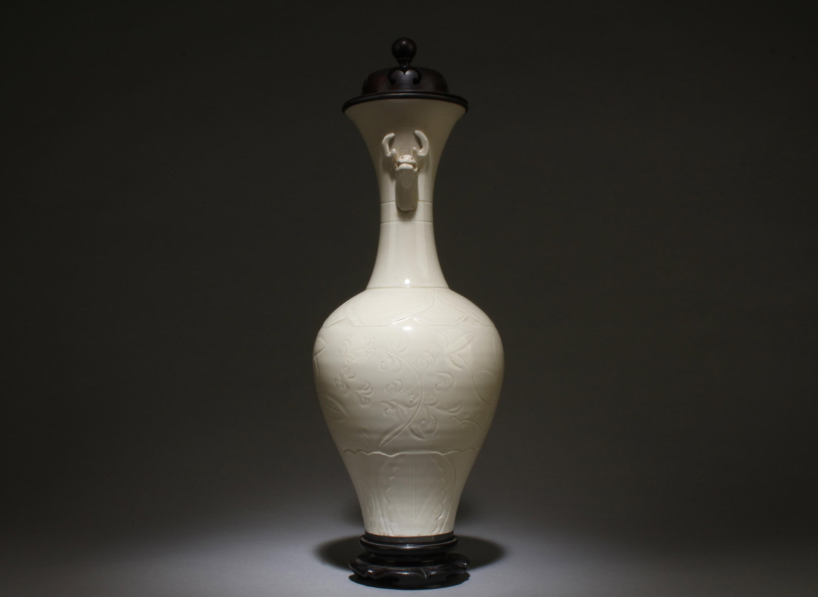 A Dingyao Vase with Stand - 4