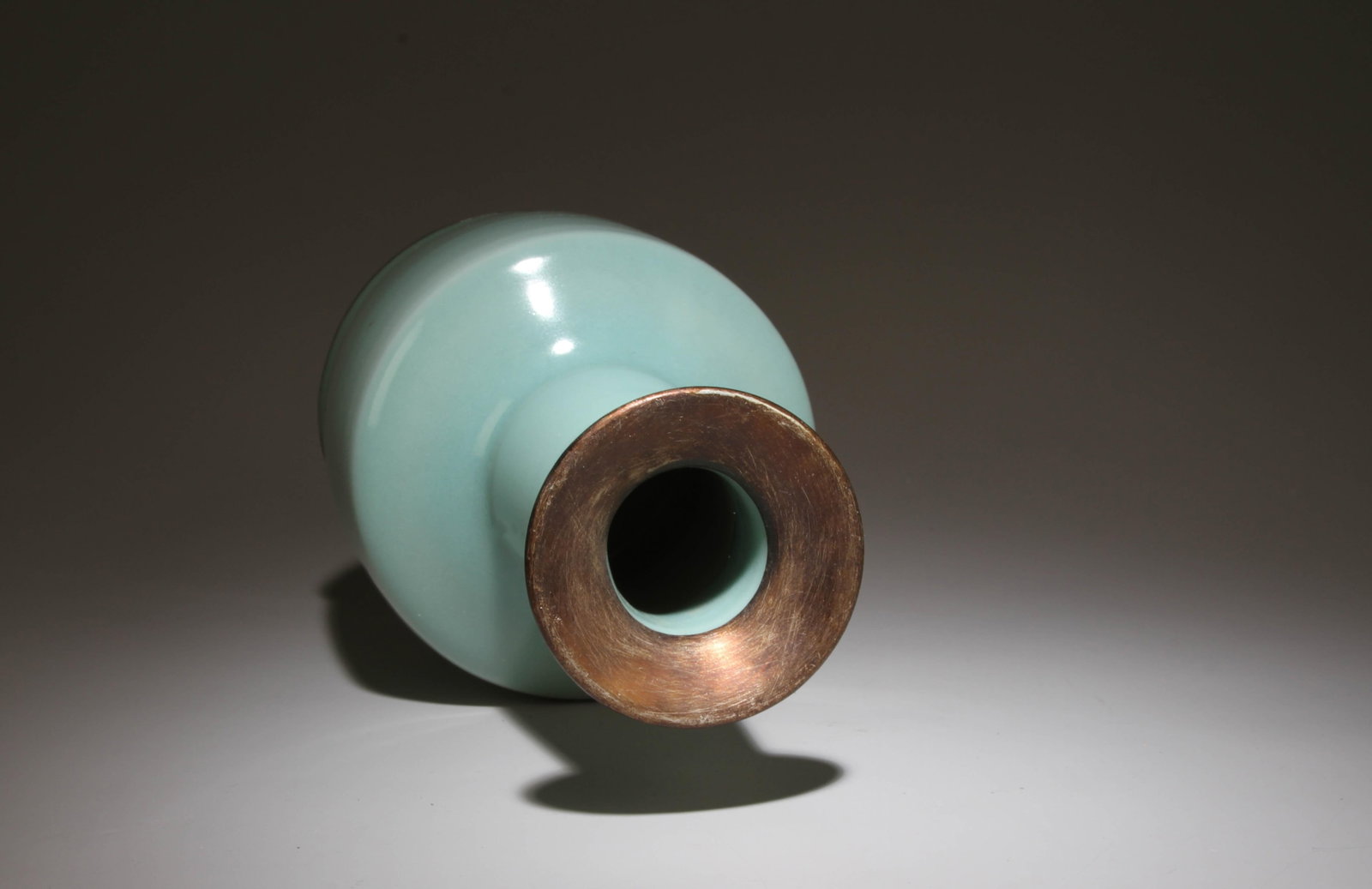 A Ruyao Vase - 4