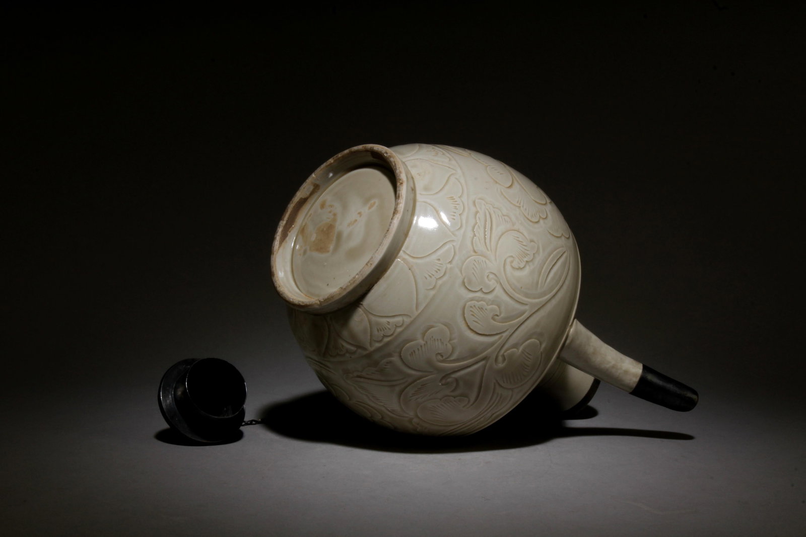 A Dinyao Pot - 10