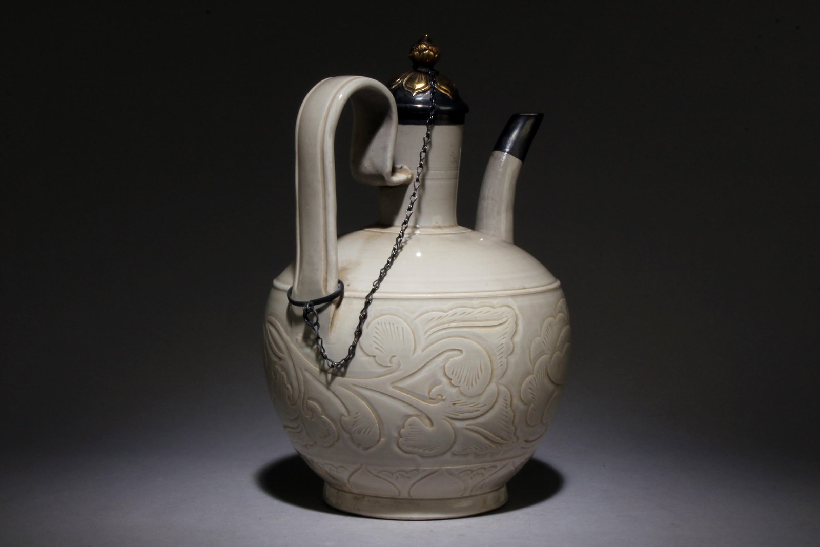 A Dinyao Pot - 7