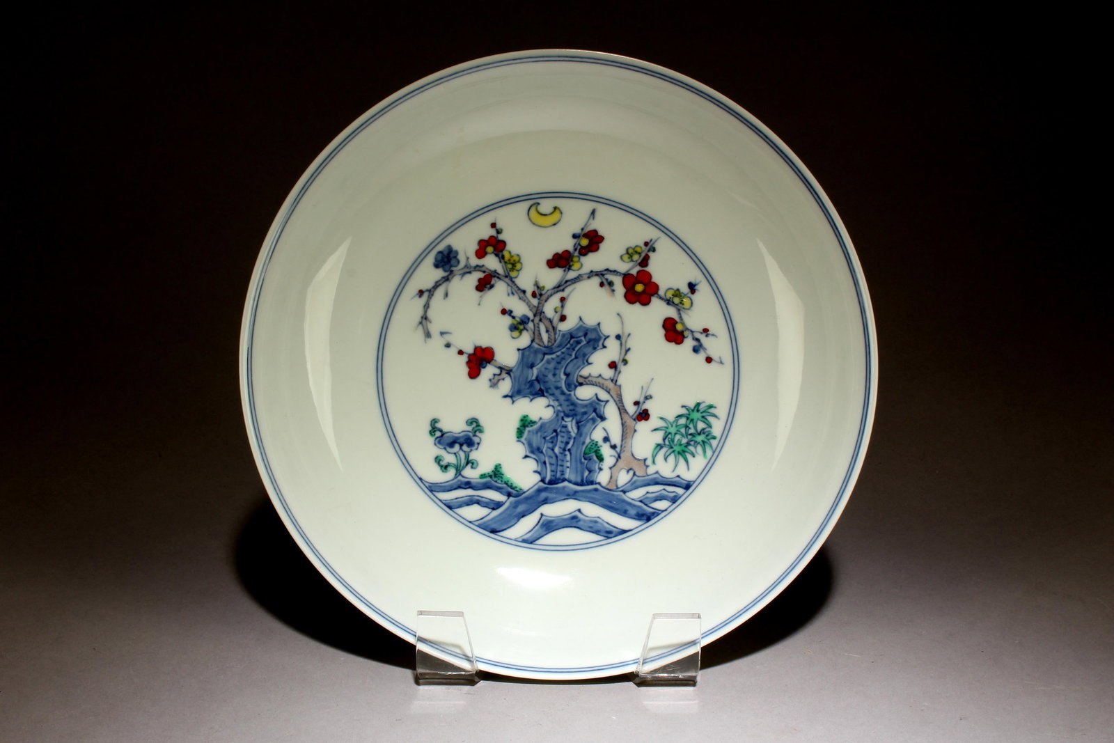 A Chinese Doucai Plate (1 of 6)