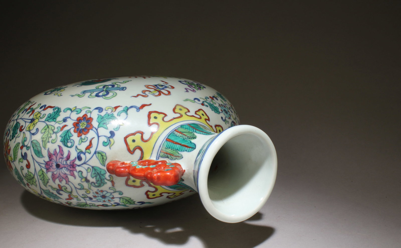 A Doucai Moon Vase - 6