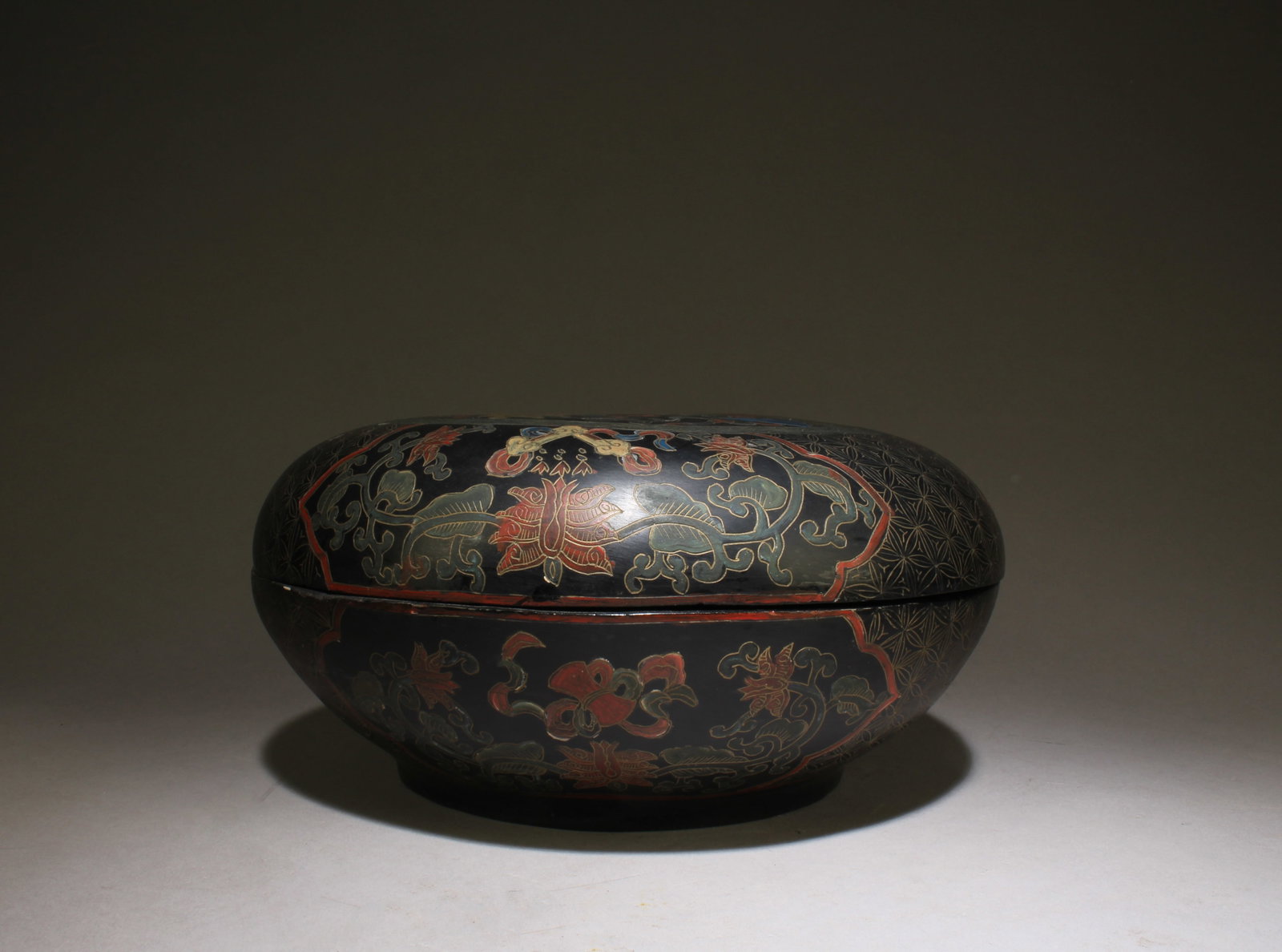 A Chinese Black Lacquer Box (1 of 9)