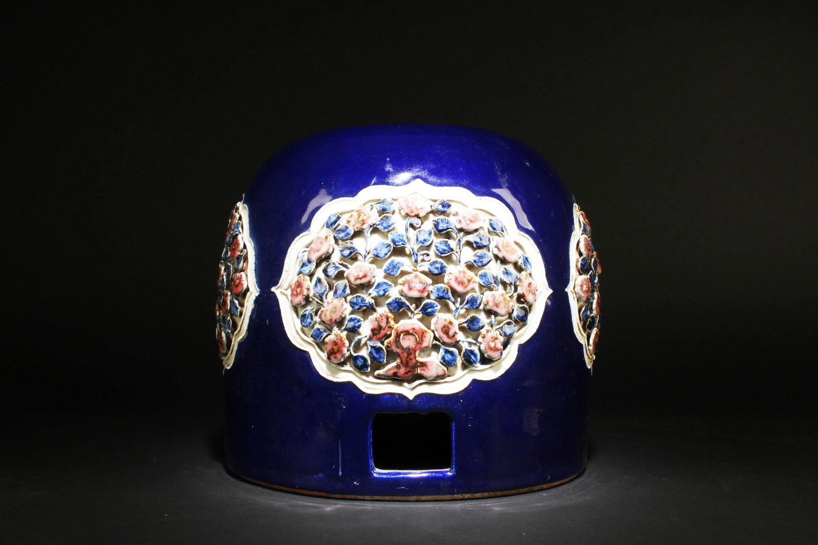 A Chinese Porcelain "Mongolian Bun" (1 of 5)
