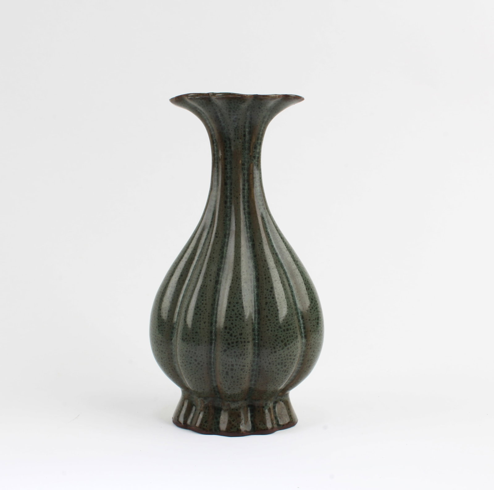 Chinese Crackleware Glazed Vase: Chinese Crackleware Glazed Vase. Height: 8.25"
