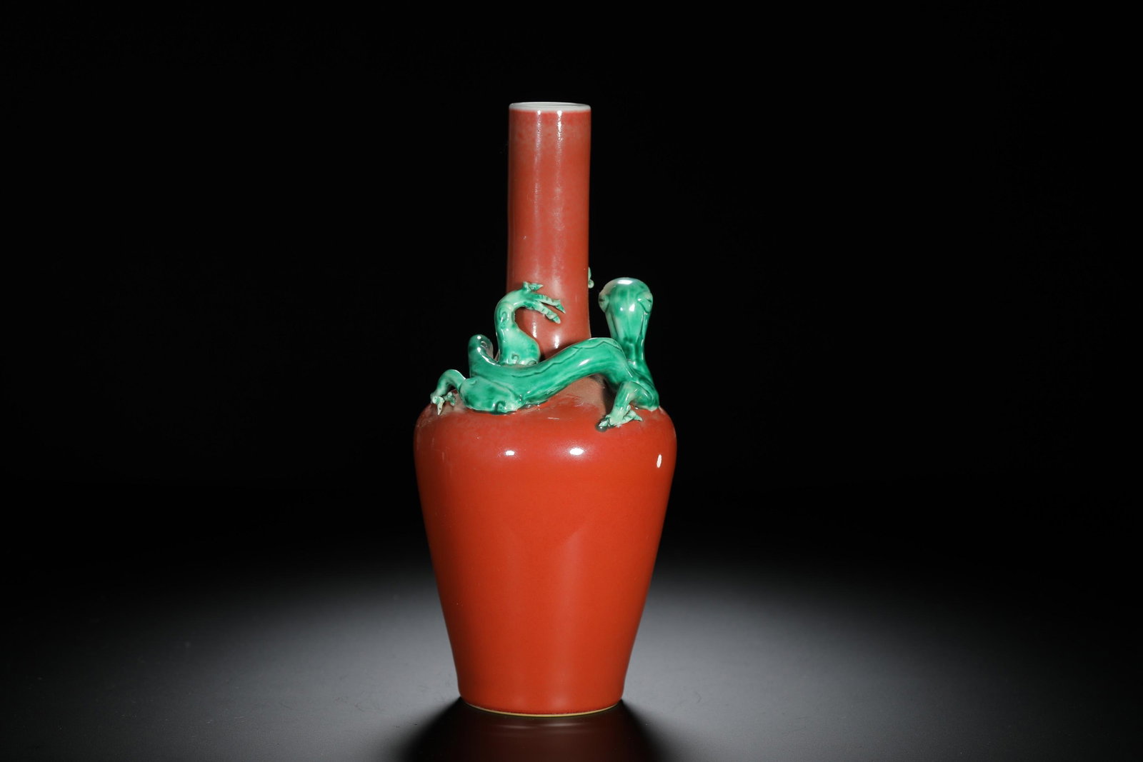 Peachbloom Coiling Dragon Vase - 4