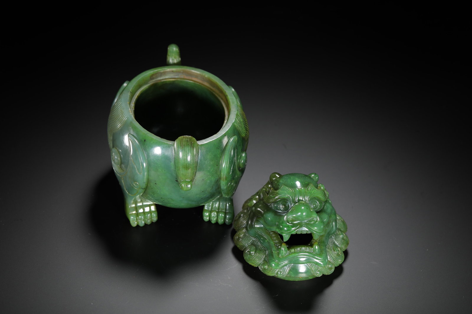 Celadon Jade Scent Burner - 11