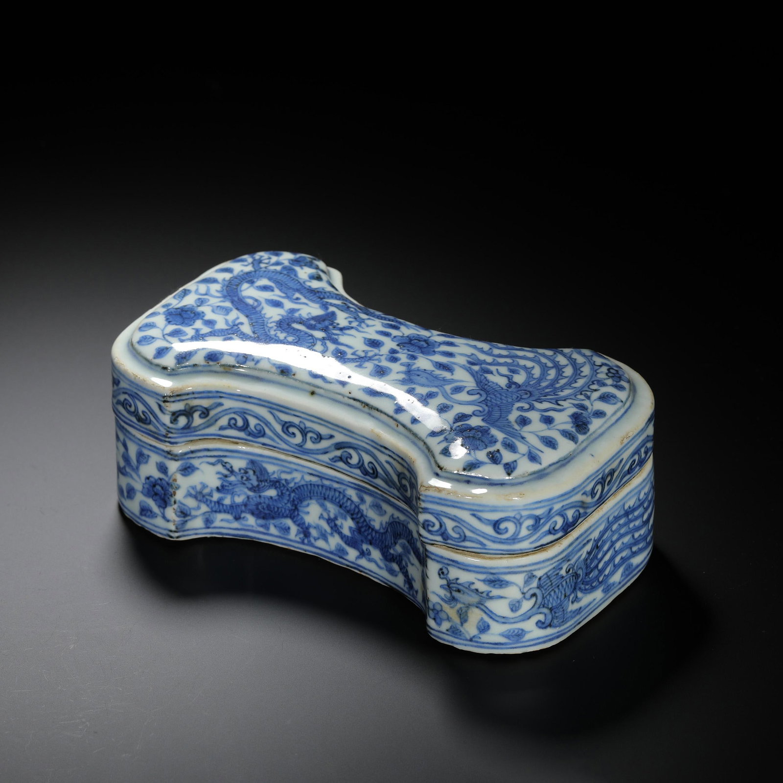Blue and White Dragon Box: Blue and White Dragon Box. Length:6.42" Width:3.66" Height:2.68"