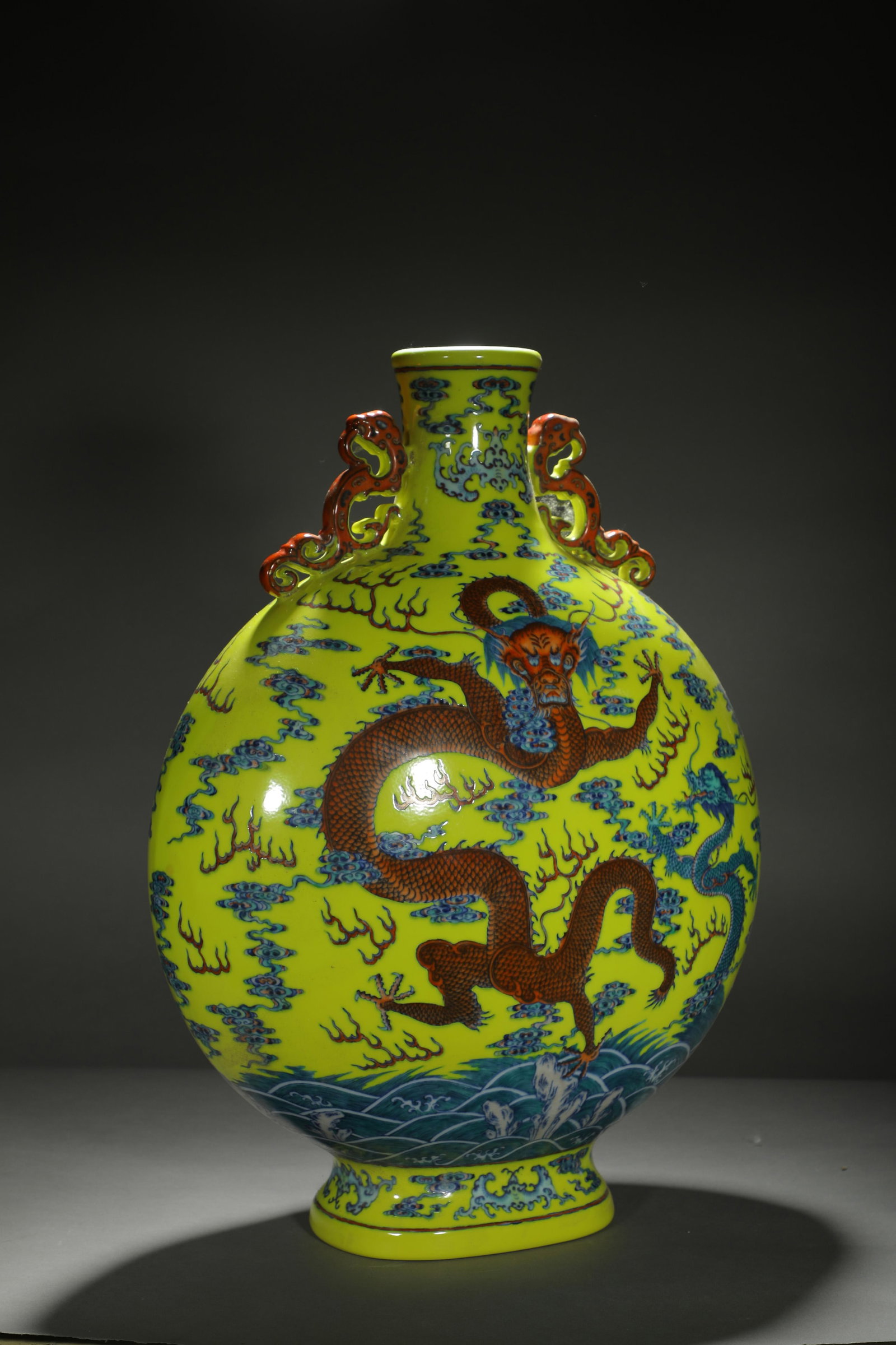 Yellow-Ground Dragon Moonflask - 5