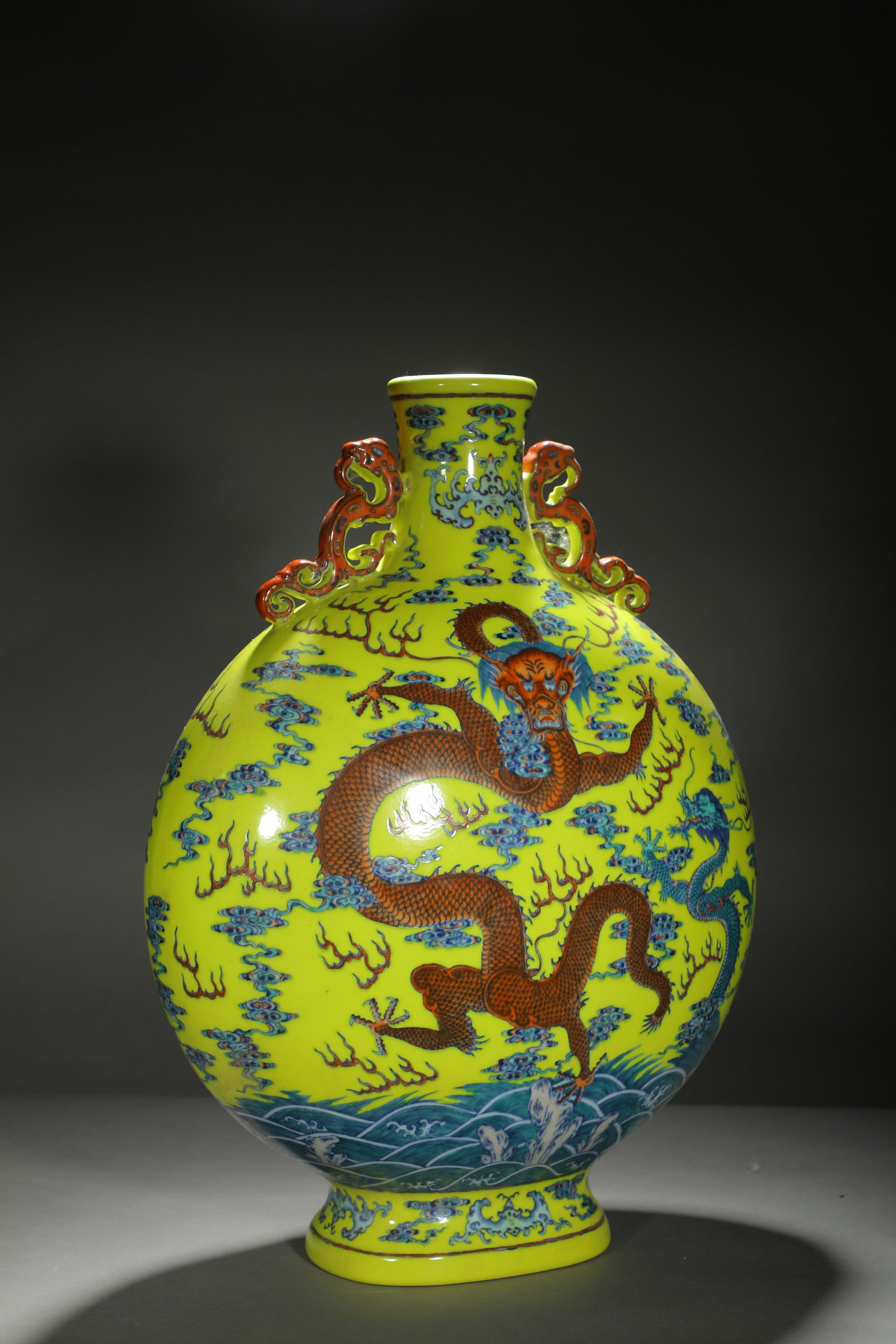Yellow-Ground Dragon Moonflask - 6