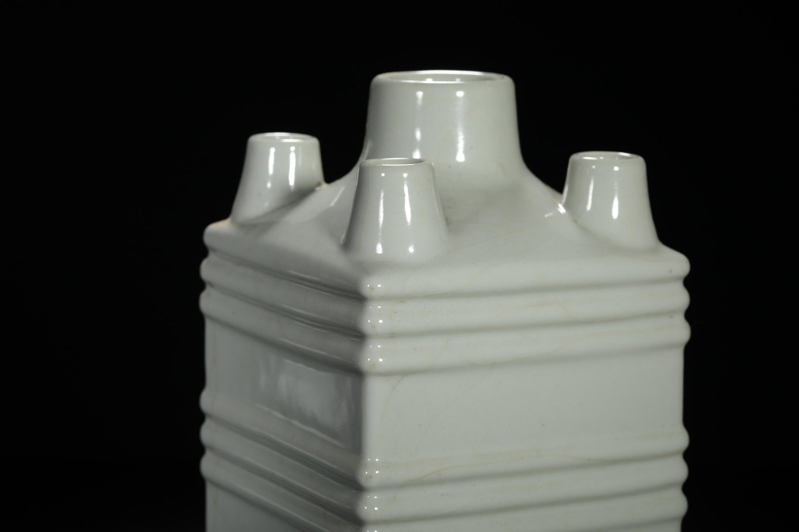 Ge Ware Five-Spouted Vase - 4