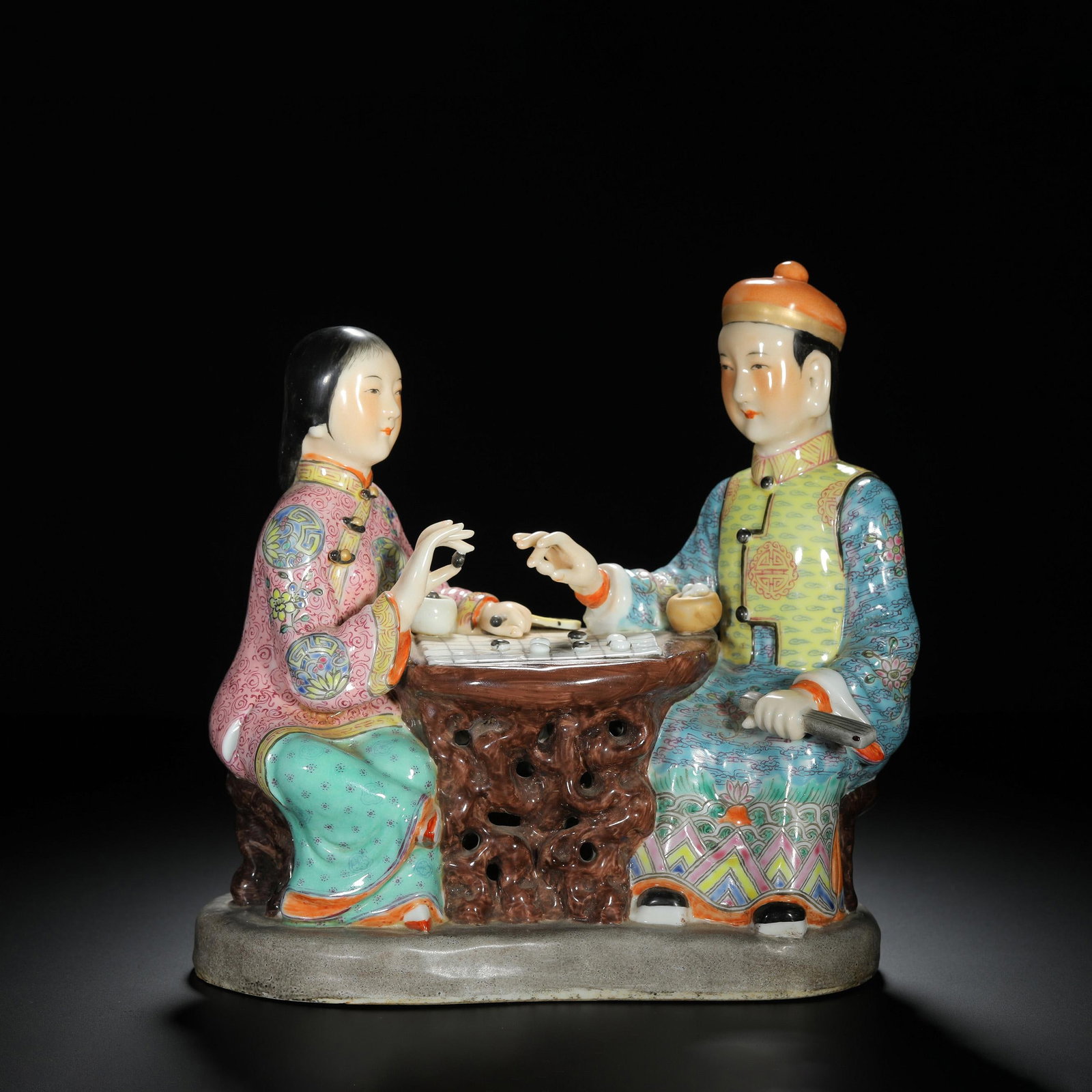Famille-Rose Chess Playing Figural Ornament: Famille-Rose Chess Playing Figural Ornament. Length:7.32" Width:3.54" Height:7.48"