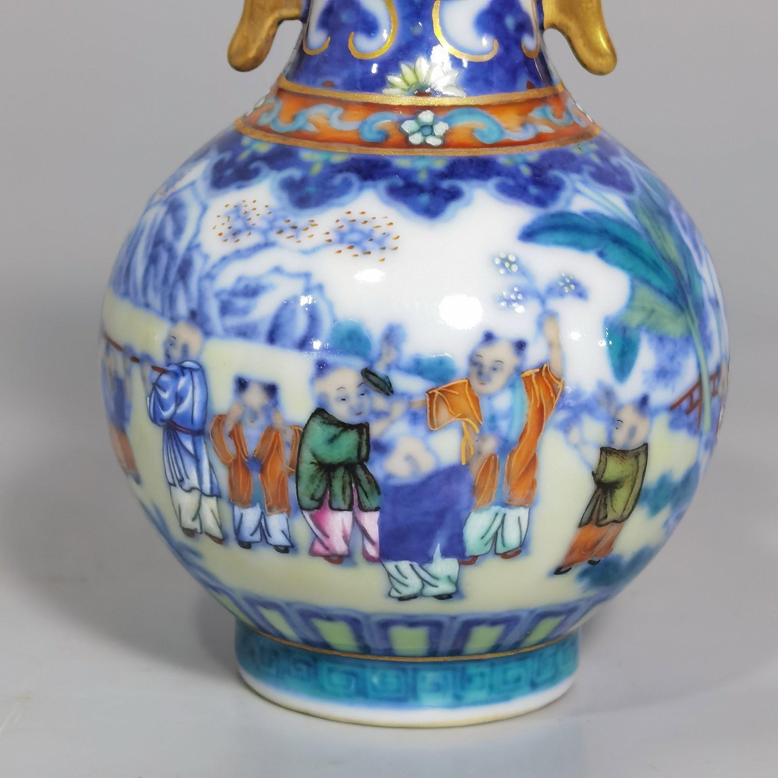 A Doucai Vase - 5