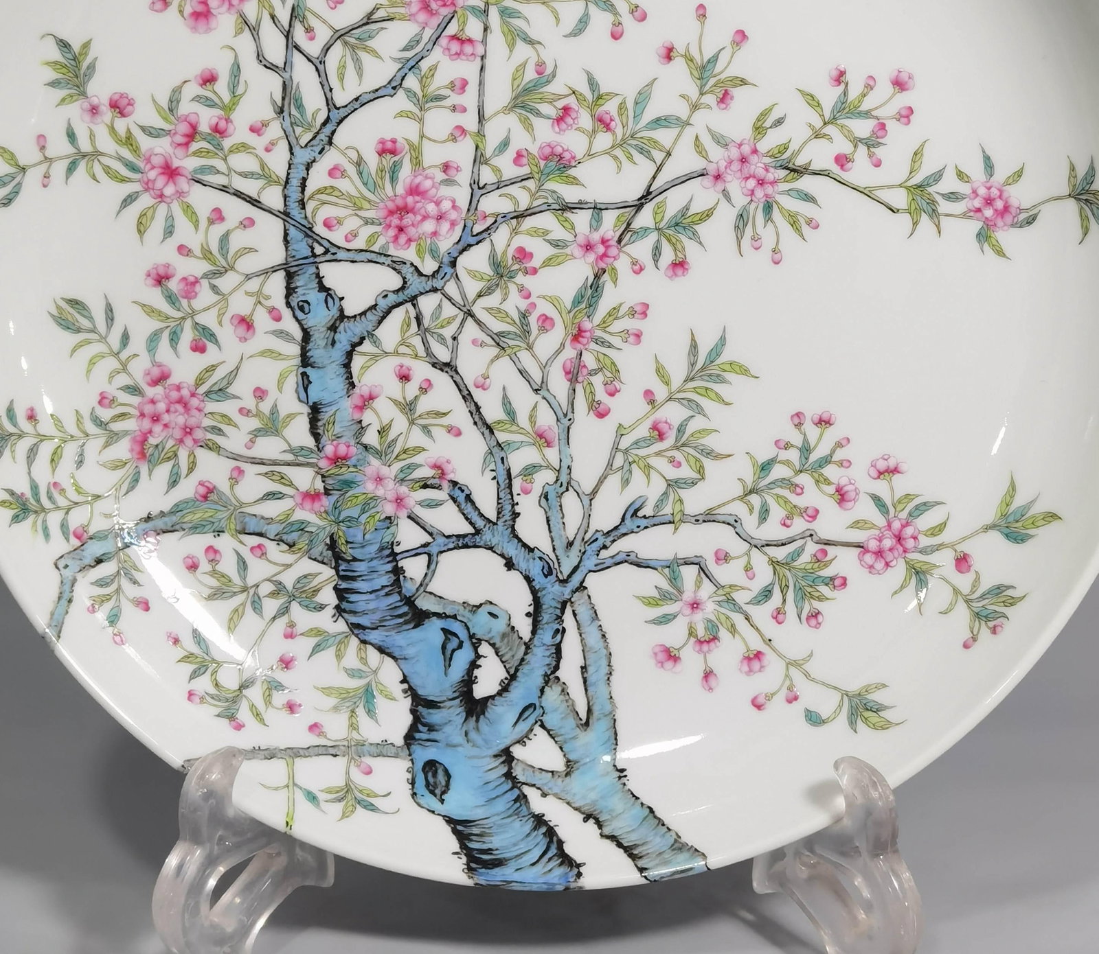 A Enamel Charger - 4