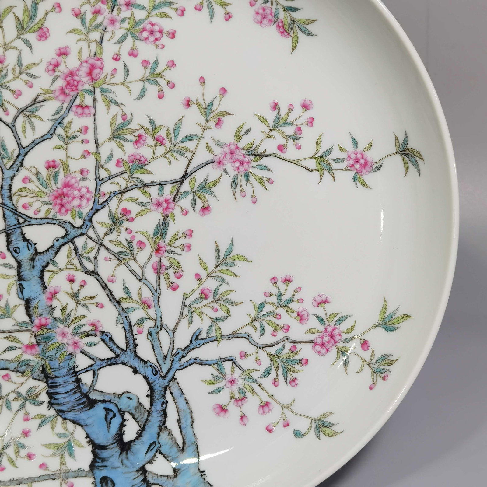 A Enamel Charger - 5