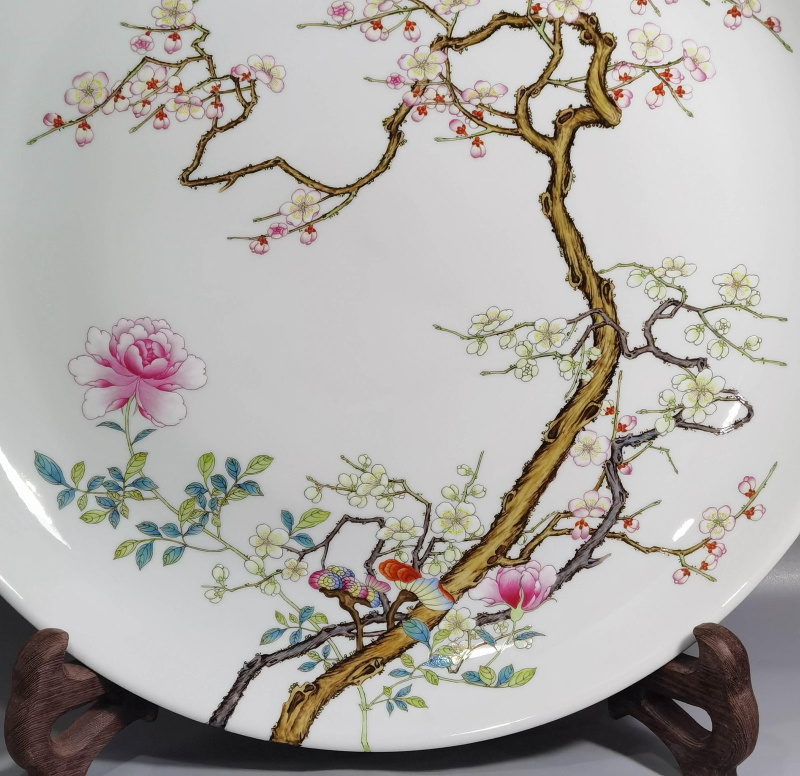 A Enamel Charger - 3