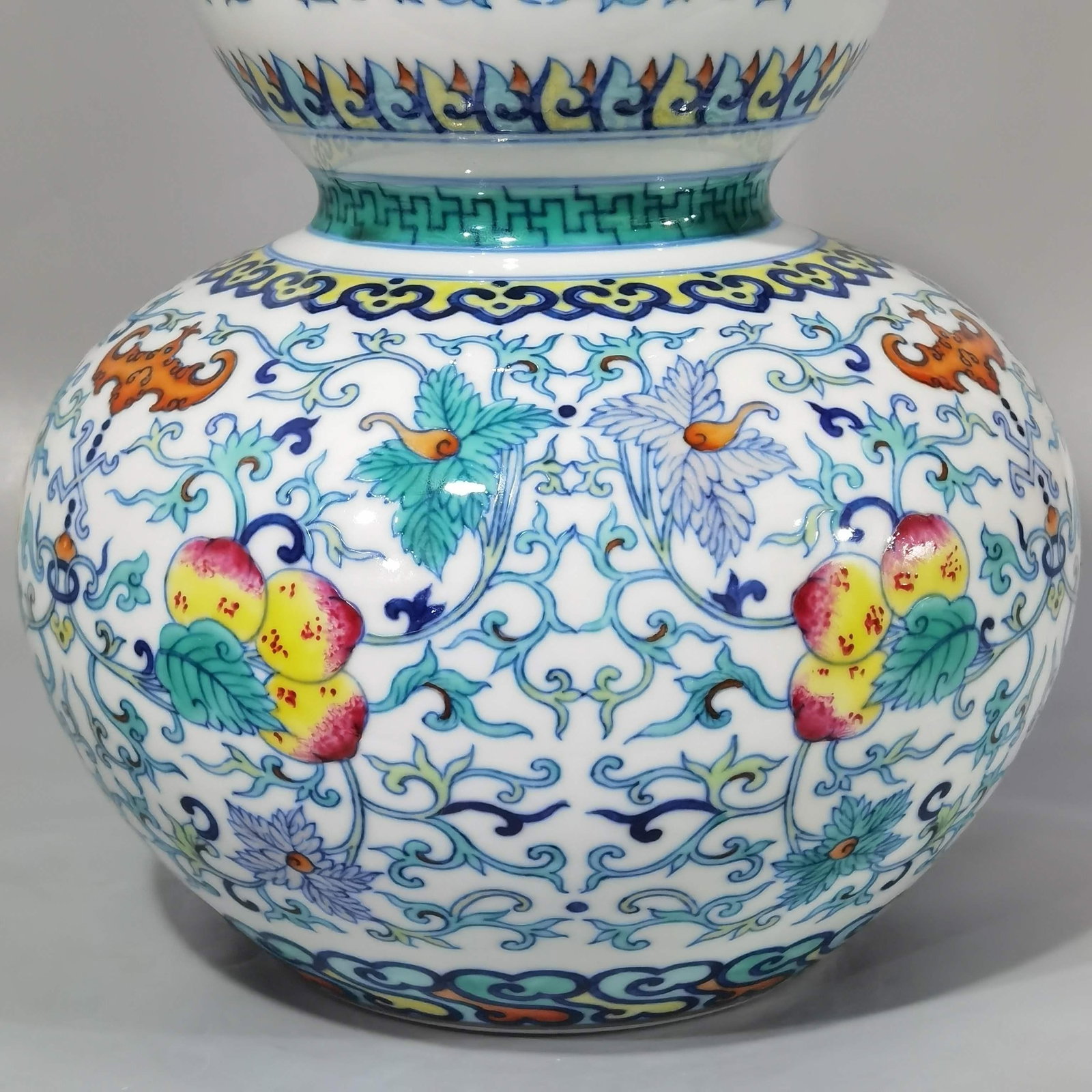 A Doucai Gourd Vase - 6