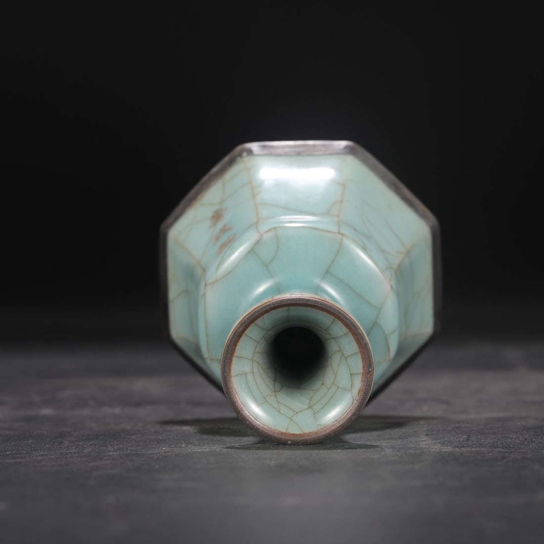 A Guan Ware Celadon Stem Cup - 7