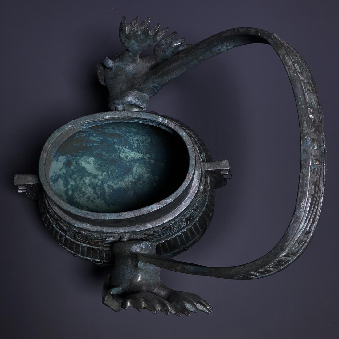 A Bronze Pouring Vessel - 8