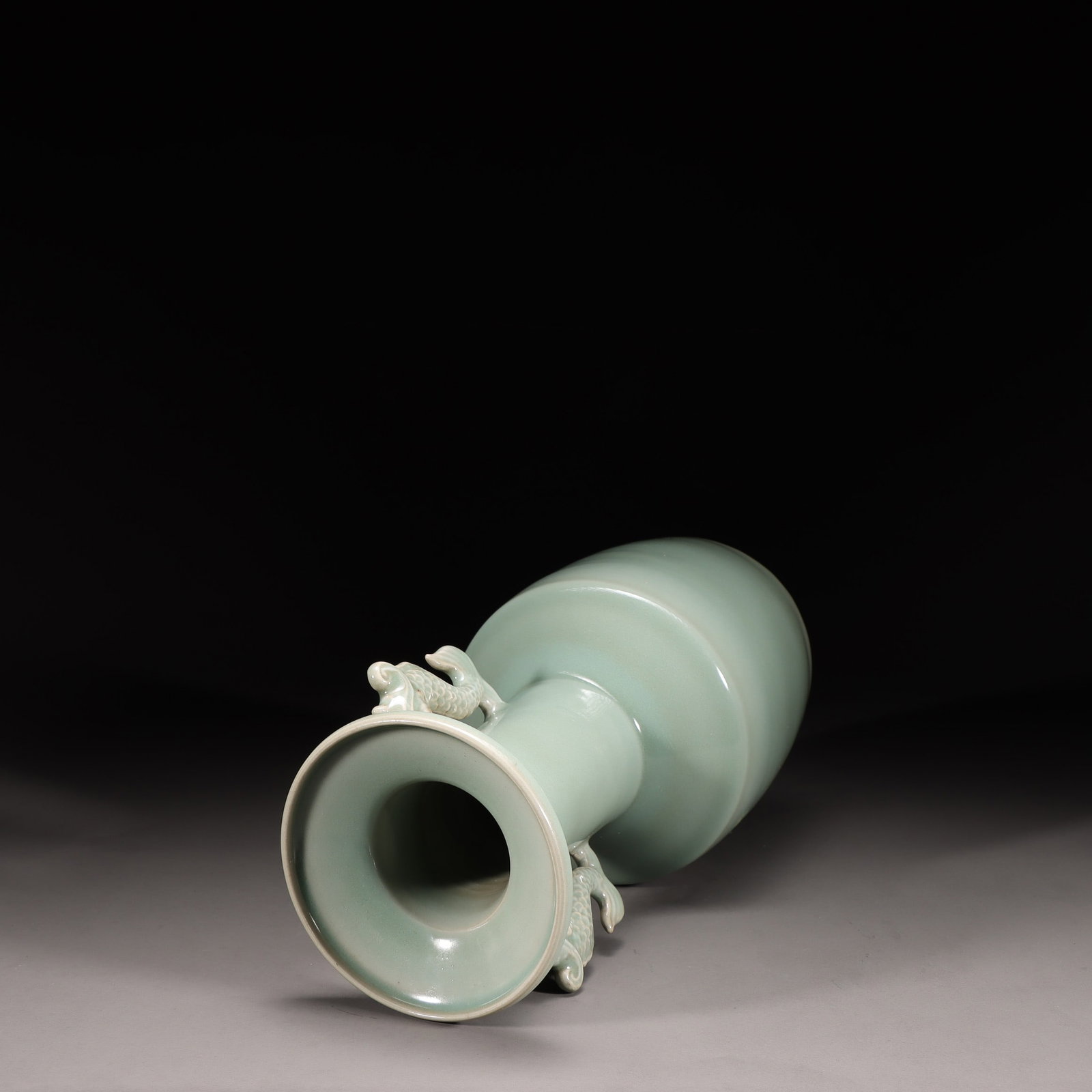 A Longquan Celadon Vase - 8
