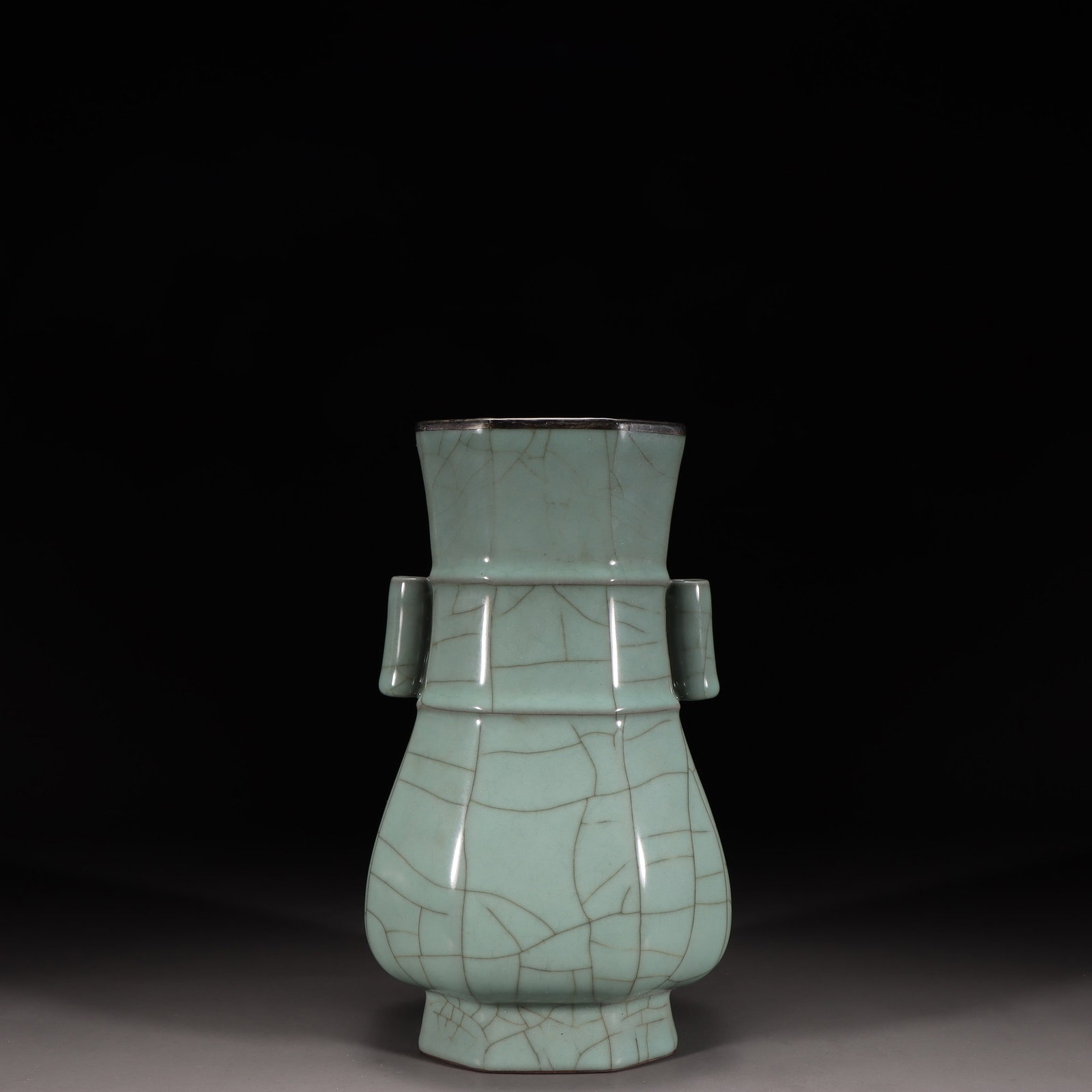 A Guan Ware Celadon Square Vase - 2