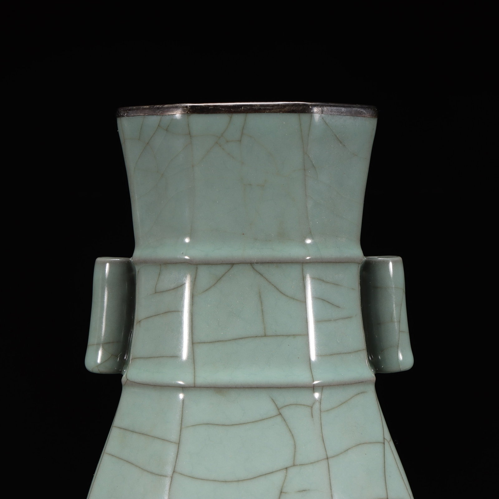 A Guan Ware Celadon Square Vase - 3