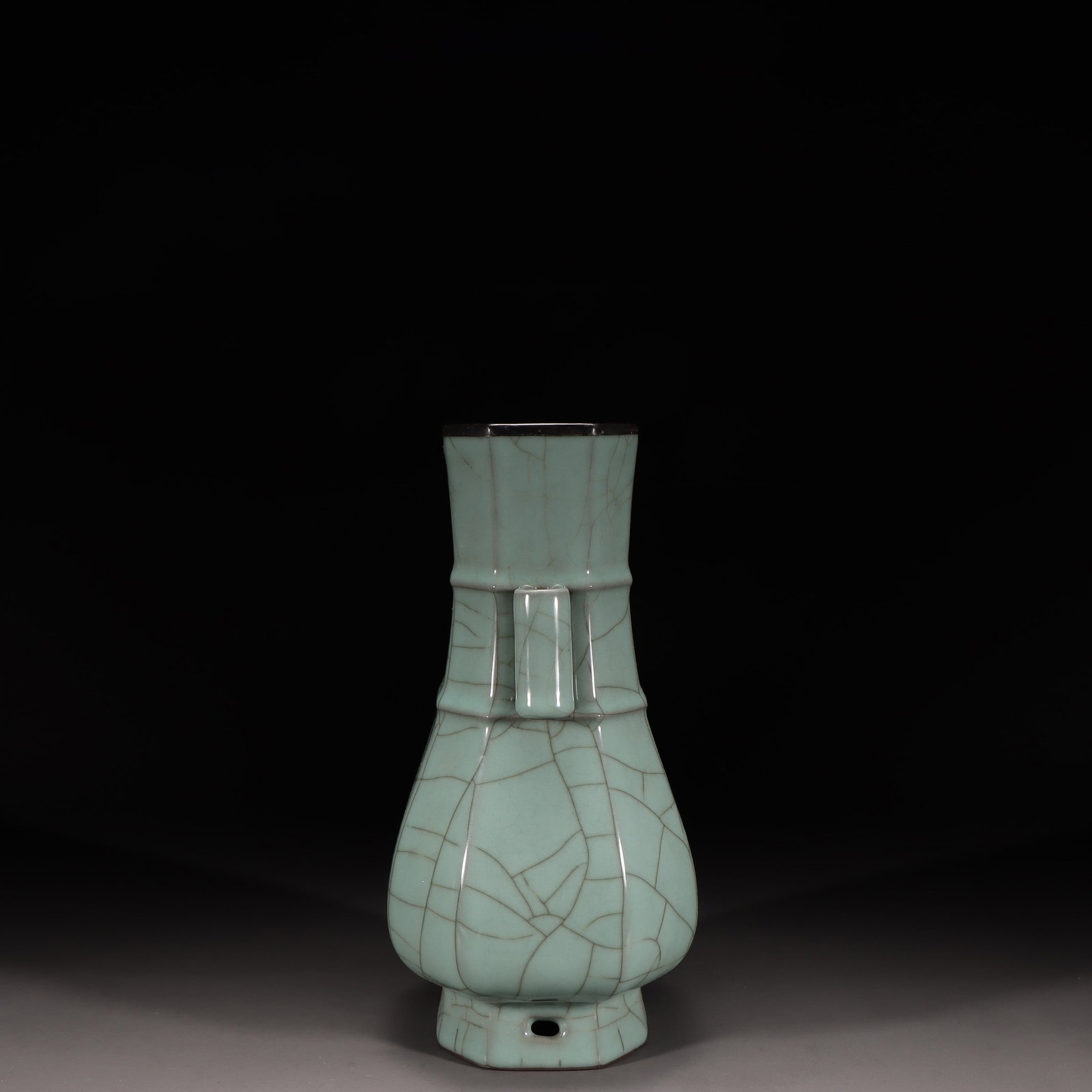 A Guan Ware Celadon Square Vase - 4