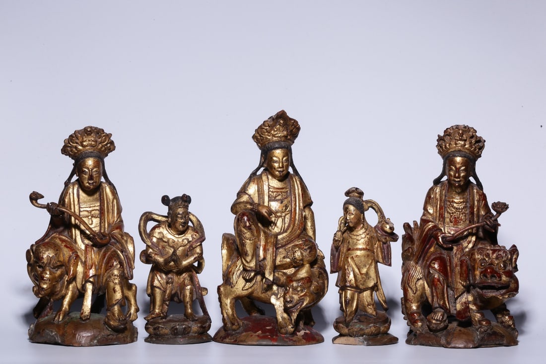 A Boxwood Gilt Figure Group: A Boxwood Gilt Figure Group. Height: 9.84"; Length: 4.72"; Width: 4.33". Weight: 1.06lbs.