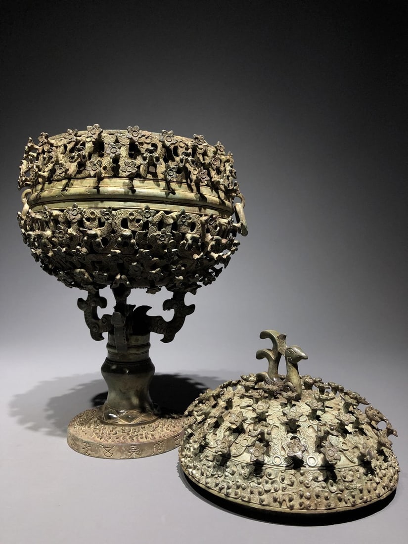 A Bronze Vessel - 6