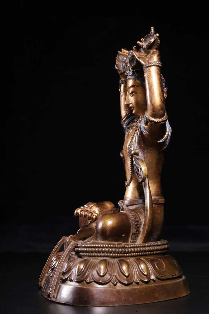 A Gilt Bronze Deity Statue - 10