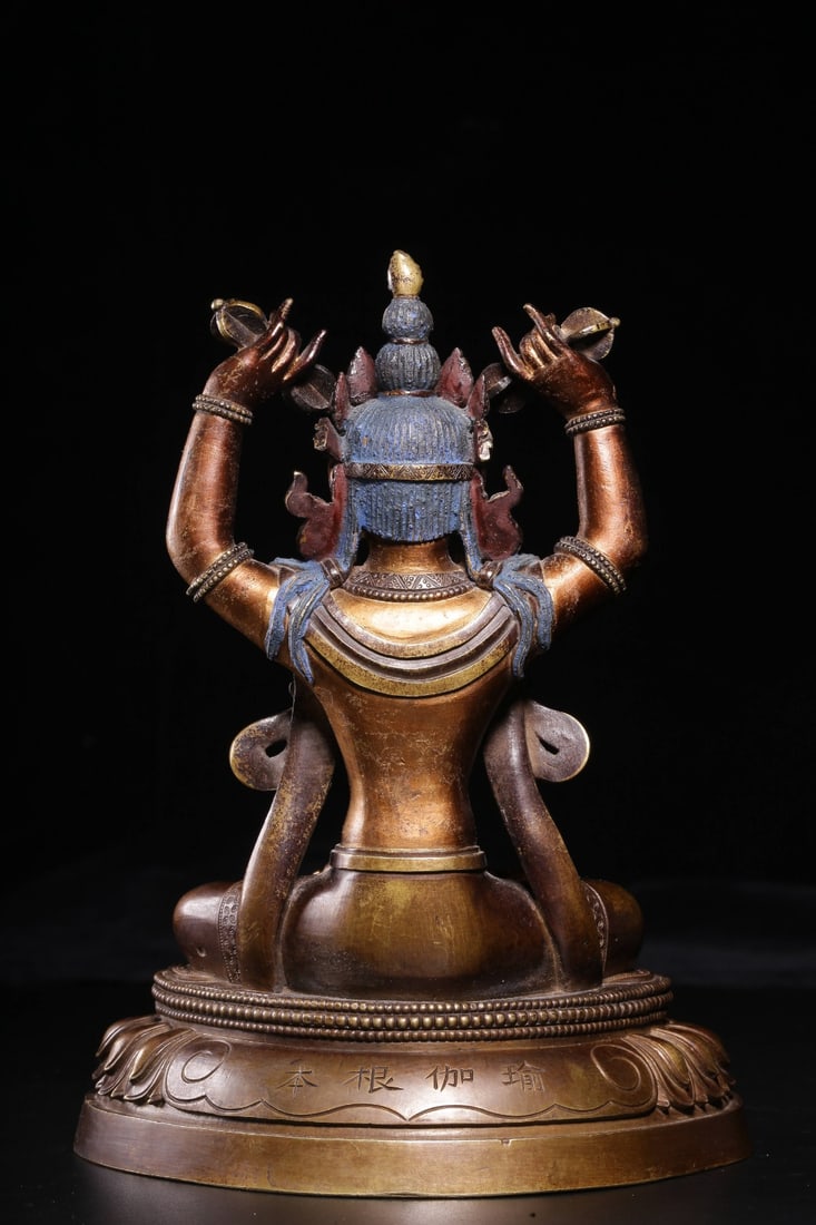 A Gilt Bronze Deity Statue - 11