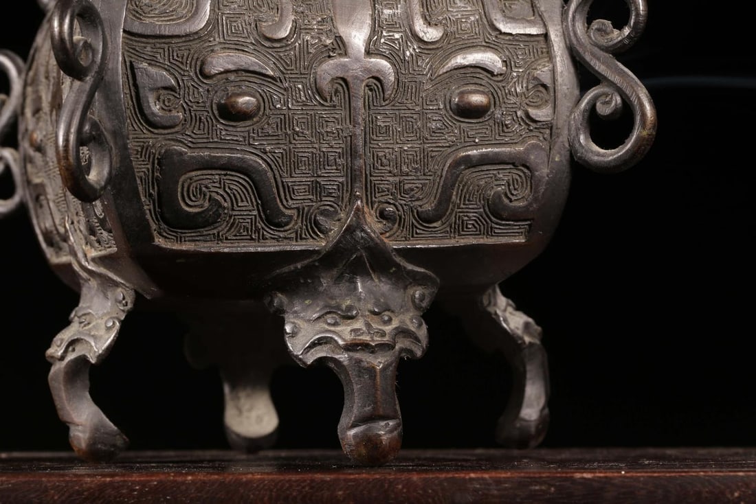A Bronze Censer - 7