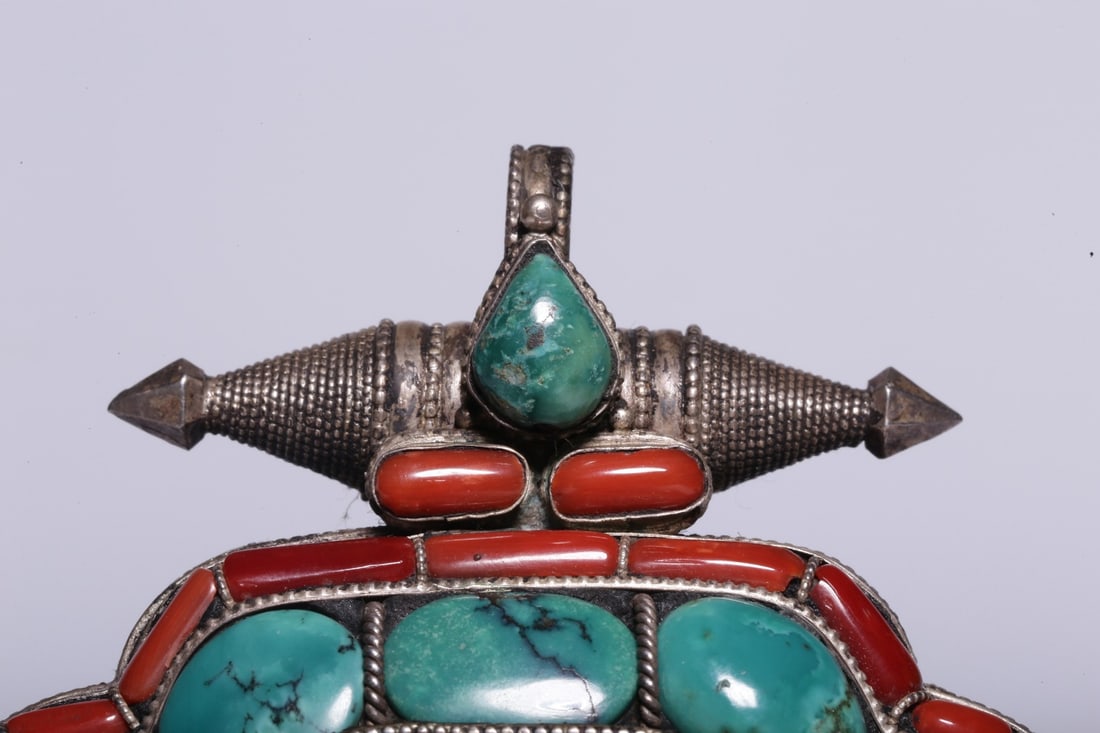 A Silver Filigree Gau Box - 2