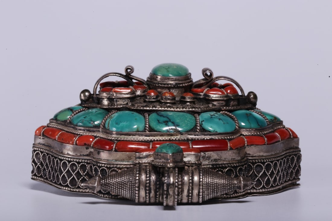 A Silver Filigree Gau Box - 8
