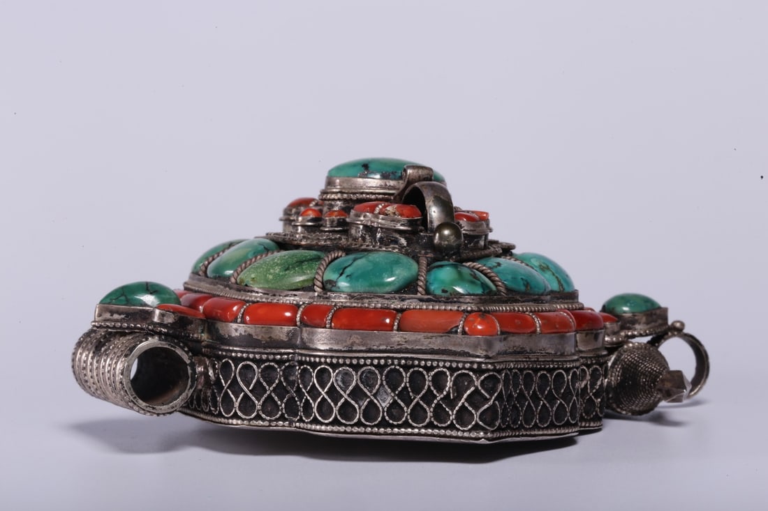 A Silver Filigree Gau Box - 9