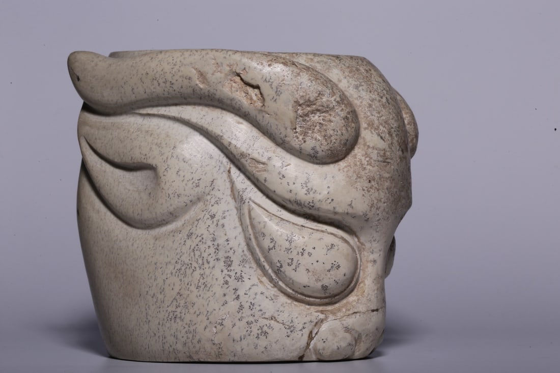 An Archaic Jade Cong - 4