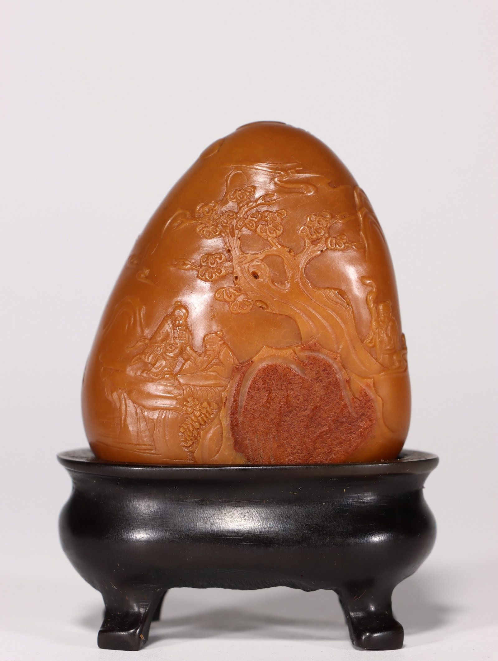A Shoushan Stone Figure: A Shoushan Stone Figure. Height: 1.85"; Length: 1.57"; Width: 0.79". Weight: 0.15lbs.