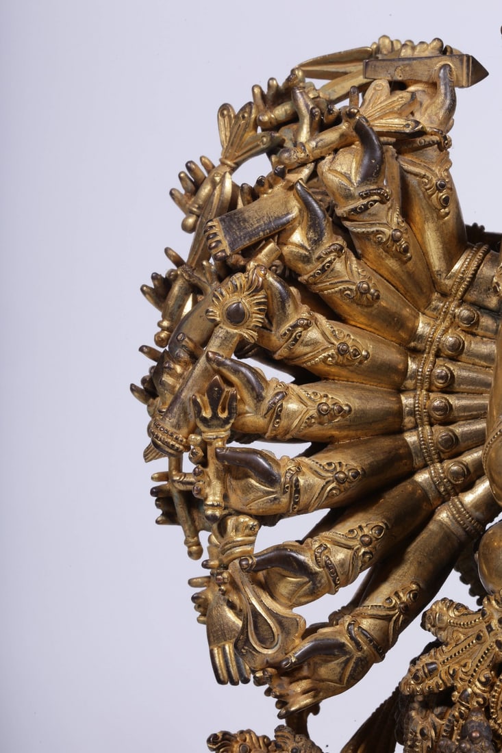 A Gilt Bronze Deity Statue - 3