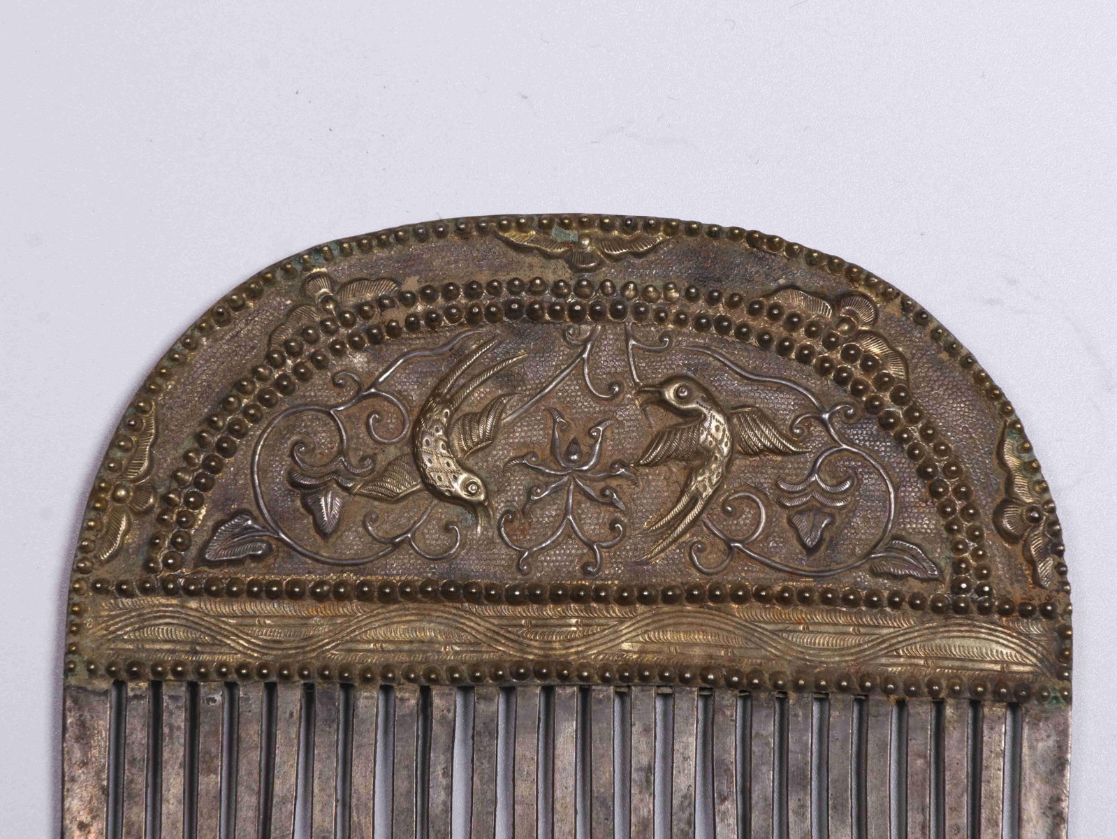 A Silver Comb - 3