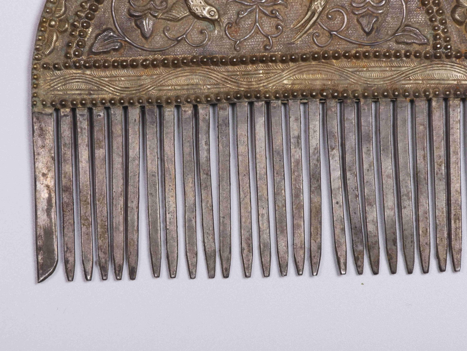 A Silver Comb - 4