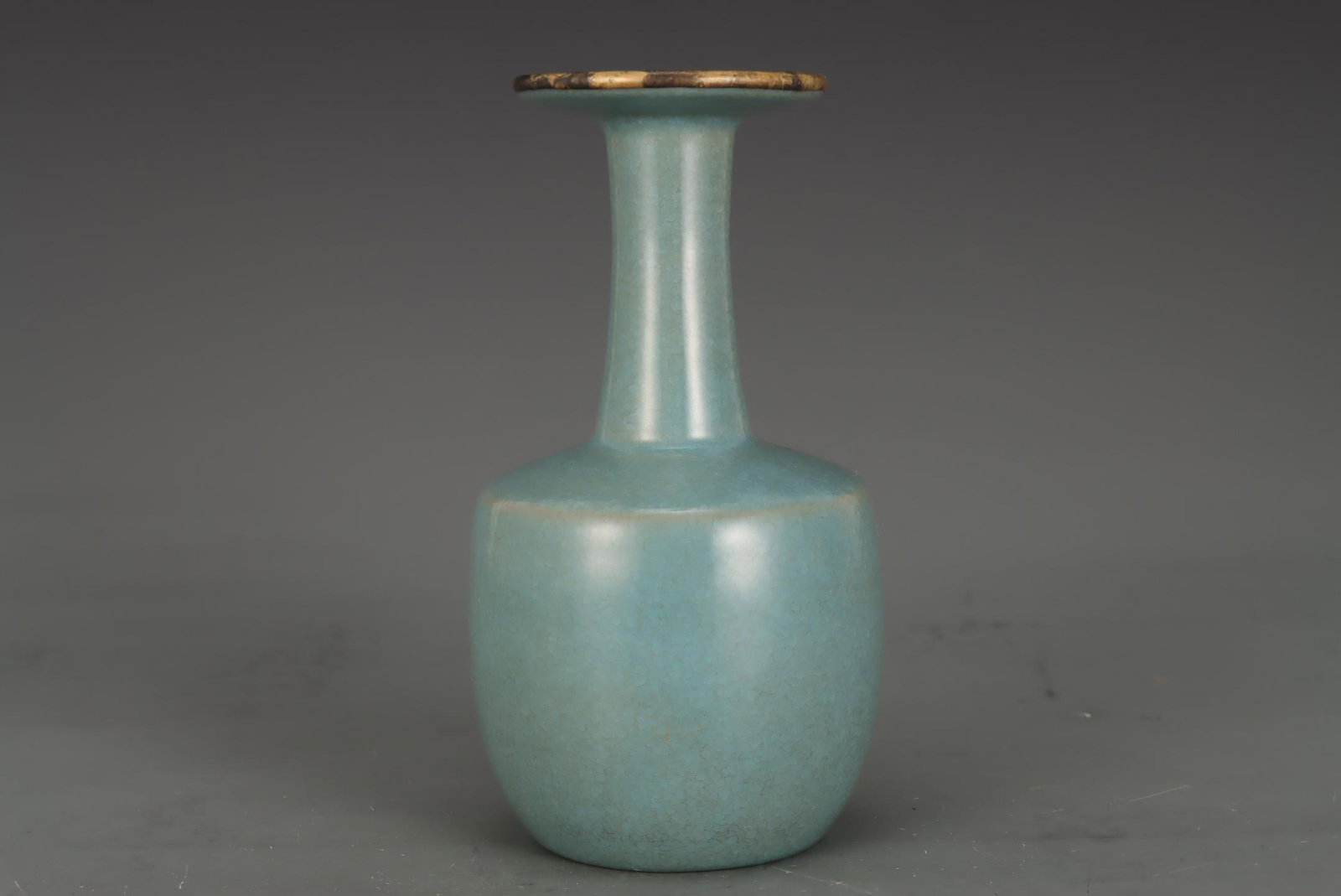 A Ru Ware Celadon Vase - 5