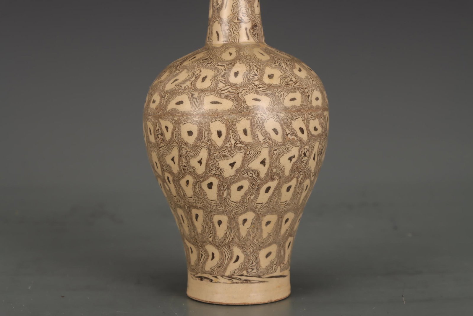 A Striated Ware Bottle Vase - 4