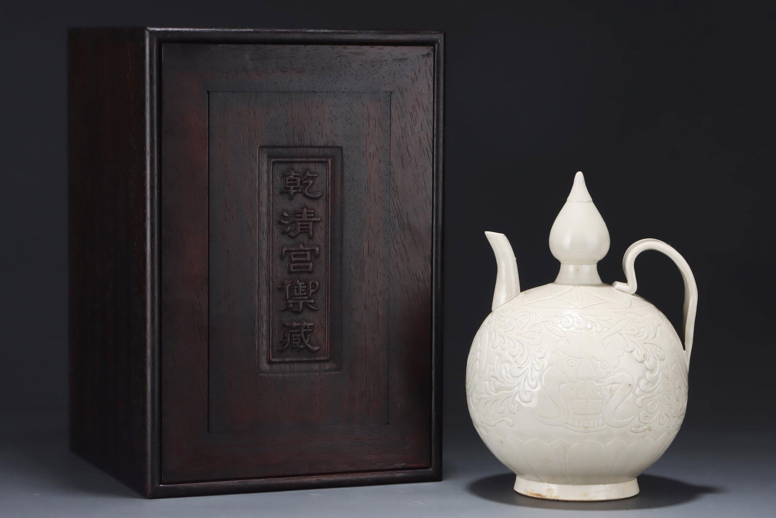 A Ding Ware Carved Ewer - 2